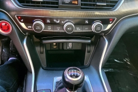 Used 2018  Honda Accord Sedan 4d Sport 2&period;0T 6spd at Carrikers Auto Outlet near Oskaloosa&comma; IA