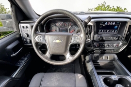 Used 2018  Chevrolet Silverado 1500 4WD Crew Cab LT at Carrikers Auto Outlet near Oskaloosa&comma; IA