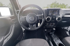Used 2017  Jeep Wrangler Unlimited 4d Convertible Sahara at Carrikers Auto Outlet near Oskaloosa&comma; IA