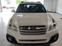 Used 2014  Subaru Outback 4d SUV i Premium CVT at Carrikers Auto Outlet near Oskaloosa&comma; IA