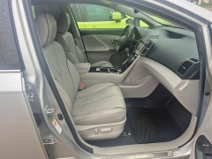 Used 2014  Toyota Venza 4d SUV AWD LE at Carrikers Auto Outlet near Oskaloosa&comma; IA