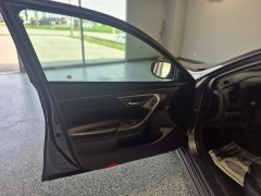 Used 2015  Nissan Altima 4d Sedan SL 2&period;5L at Carrikers Auto Outlet near Oskaloosa&comma; IA