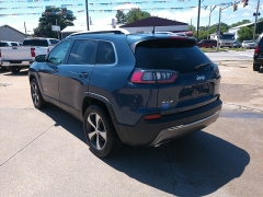 Used 2019 Jeep Cherokee 4d SUV 4WD Limited 3.2L at Carrikers Auto Outlet near Oskaloosa, IA