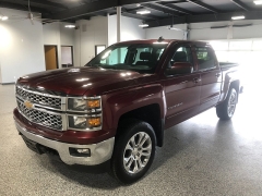Used 2015  Chevrolet Silverado 1500 4WD Crew Cab LT at Carrikers Auto Outlet near Oskaloosa&comma; IA