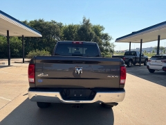 Used 2018  Ram 1500 4WD Quad Cab Big Horn at Carrikers Auto Outlet near Oskaloosa&comma; IA