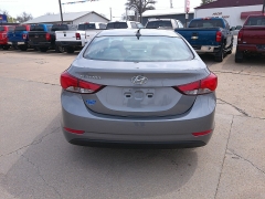 Used 2014 Hyundai Elantra 4d Sedan SE Auto at Carrikers Auto Outlet near Oskaloosa, IA
