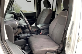 Used 2017  Jeep Wrangler Unlimited 4d Convertible Sahara at Carrikers Auto Outlet near Oskaloosa&comma; IA