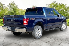 Used 2018  Ford F-150 4WD SuperCrew XLT 5 1&sol;2 at Carrikers Auto Outlet near Oskaloosa&comma; IA