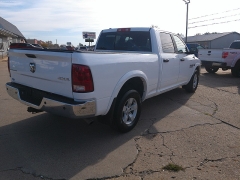 Used 2018 Ram 1500 4WD Crew Cab SLT Longbed at Carrikers Auto Outlet near Oskaloosa, IA
