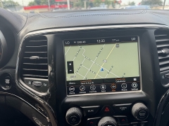 Used 2018  Jeep Grand Cherokee 4d SUV 4WD Overland V6 High Altitude at Carrikers Auto Outlet near Oskaloosa&comma; IA