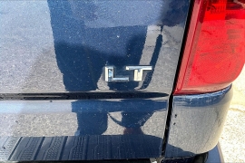 Used 2021  Chevrolet Silverado 1500 4WD Crew Cab 147" LT at Carrikers Auto Outlet near Oskaloosa&comma; IA