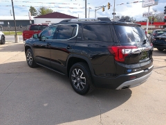 Used 2023 GMC Acadia AWD 4dr SLE at Carrikers Auto Outlet near Oskaloosa, IA