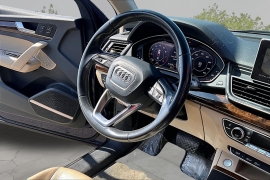 Used 2018  Audi Q5 4d SUV Quattro Premium Plus at Carrikers Auto Outlet near Oskaloosa&comma; IA