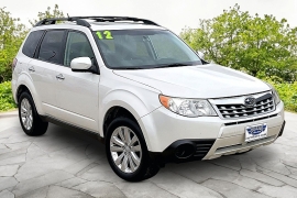Used 2012  Subaru Forester 4d SUV X Premium Auto at Carrikers Auto Outlet near Oskaloosa&comma; IA