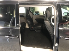 Used 2018  Chrysler Pacifica 4d Wagon Touring L Plus at Carrikers Auto Outlet near Oskaloosa&comma; IA