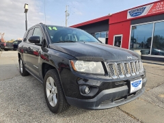 Used 2014 Jeep Compass 4d SUV 4WD Sport at Carrikers Auto Outlet near Oskaloosa, IA