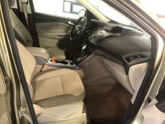 Used 2014  Ford Escape 4d SUV 4WD SE at Carrikers Auto Outlet near Oskaloosa&comma; IA