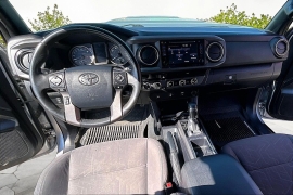 Used 2017  Toyota Tacoma 4WD Access Cab TRD Sport Auto at Carrikers Auto Outlet near Oskaloosa&comma; IA