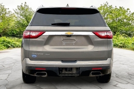Used 2018  Chevrolet Traverse 4d SUV AWD Premier at Carrikers Auto Outlet near Oskaloosa&comma; IA