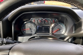 Used 2018  Chevrolet Silverado 1500 4WD Crew Cab LT at Carrikers Auto Outlet near Oskaloosa&comma; IA