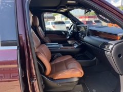 Used 2019 Lincoln Navigator 4d SUV 4WD Reserve at Carrikers Auto Outlet near Oskaloosa, IA