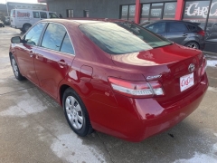 Used 2011  Toyota Camry 4d Sedan LE Auto at Carrikers Auto Outlet near Oskaloosa&comma; IA