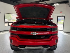 Used 2016  Chevrolet Silverado 1500 4WD Crew Cab LT Z71 at Carrikers Auto Outlet near Oskaloosa&comma; IA