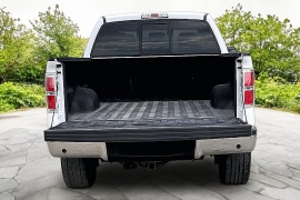 Used 2013  Ford F-150 4WD Supercab XLT at Carrikers Auto Outlet near Oskaloosa&comma; IA