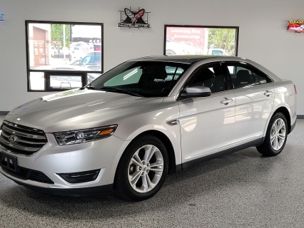 2016 Ford Taurus