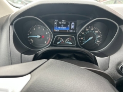 Used 2014  Ford Focus 4d Sedan Titanium at Carrikers Auto Outlet near Oskaloosa&comma; IA