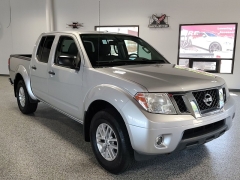 Used 2015  Nissan Frontier 4WD Crew Cab SV 6spd at Carrikers Auto Outlet near Oskaloosa&comma; IA