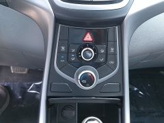 Used 2014 Hyundai Elantra 4d Sedan SE Auto at Carrikers Auto Outlet near Oskaloosa, IA