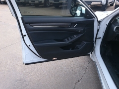 Used 2018 Honda Accord Sedan 4d EX-L 2.0T w/Navigation at Carrikers Auto Outlet near Oskaloosa, IA