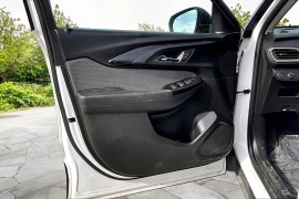 Used 2021  Chevrolet Trailblazer 4d SUV AWD LS at Carrikers Auto Outlet near Oskaloosa&comma; IA