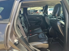 Used 2020  Jeep Cherokee 4d SUV 4WD Latitude Plus Altitude 2&period;0L at Carrikers Auto Outlet near Oskaloosa&comma; IA