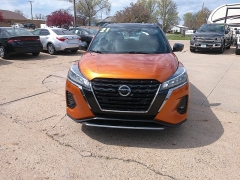Used 2021 Nissan Kicks SR FWD at Carrikers Auto Outlet near Oskaloosa, IA