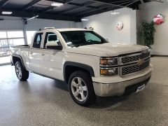 Used 2014  Chevrolet Silverado 1500 2WD Double Cab LT at Carrikers Auto Outlet near Oskaloosa&comma; IA