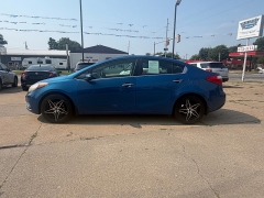 Used 2014  Kia Forte 4d Sedan EX at Carrikers Auto Outlet near Oskaloosa&comma; IA
