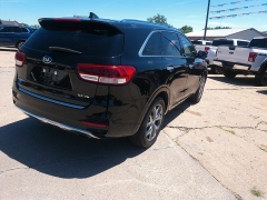 Used 2018 Kia Sorento 4d SUV AWD SX at Carrikers Auto Outlet near Oskaloosa, IA