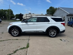 Used 2021  Ford Explorer XLT 4WD at Carrikers Auto Outlet near Oskaloosa&comma; IA