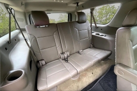 Used 2016  Chevrolet Suburban 4d SUV 4WD LT at Carrikers Auto Outlet near Oskaloosa&comma; IA