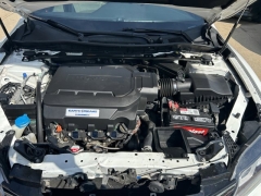 Used 2017  Honda Accord Coupe 2d EX-L V6 Auto at Carrikers Auto Outlet near Oskaloosa&comma; IA