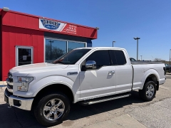 Used 2016 Ford F-150 4WD SuperCab Lariat at Carrikers Auto Outlet near Oskaloosa, IA