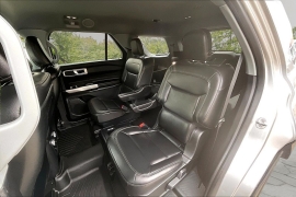 Used 2020  Ford Explorer 4d SUV 4WD XLT 2&period;3L EcoBoost at Carrikers Auto Outlet near Oskaloosa&comma; IA