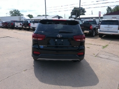 Used 2019 Kia Sorento 4d SUV FWD EX at Carrikers Auto Outlet near Oskaloosa, IA