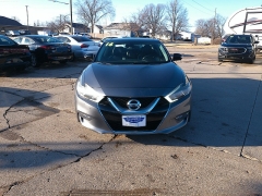 Used 2016 Nissan Maxima 4d Sedan Platinum at Carrikers Auto Outlet near Oskaloosa, IA