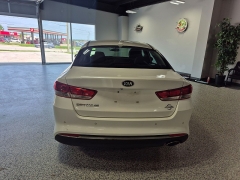 Used 2018  Kia Optima 4d Sedan LX at Carrikers Auto Outlet near Oskaloosa&comma; IA