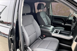 Used 2018  Chevrolet Silverado 1500 4WD Double Cab LT Z71 at Carrikers Auto Outlet near Oskaloosa&comma; IA