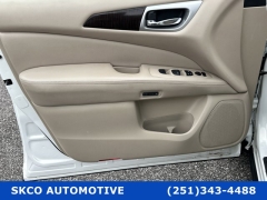 Used 2014  Nissan Pathfinder 4d SUV FWD Platinum at SKCO Automotive near Mobile&comma; AL