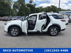 Used 2023  Nissan Pathfinder SL 2WD at SKCO Automotive near Mobile&comma; AL